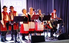 Kapela Borowiny na scenie 