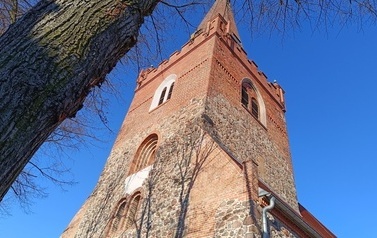 Kości&oacute;ł w Trzcińsku-Zdroju_2