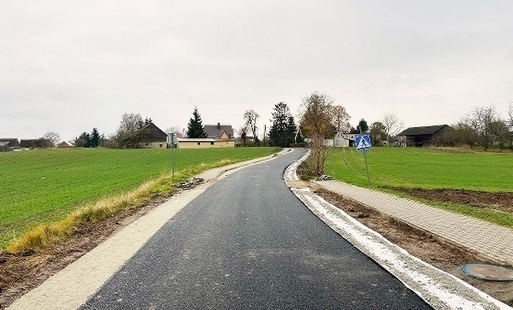 Zdjęcie do Postępy prac przy modernizacji drogi gminnej w G&oacute;ralicach